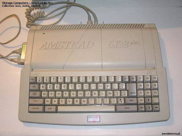 Amstrad 6128+ - 06.jpg